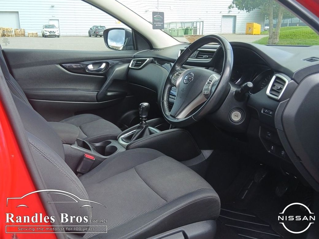 2015 Nissan Qashqai