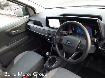 2025 Ford Transit Courier