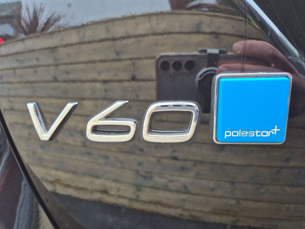 2017 Volvo V60 Cross Country