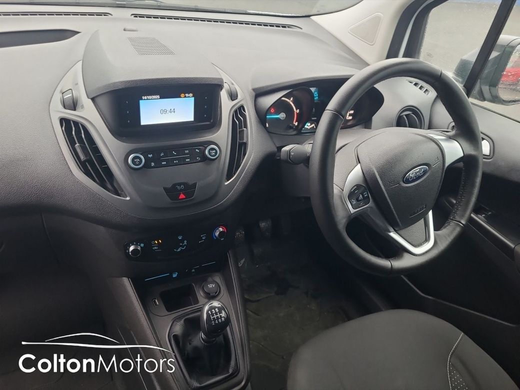 2023 Ford Transit Courier