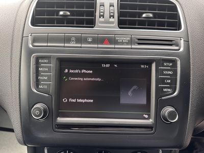 2015 Volkswagen Polo