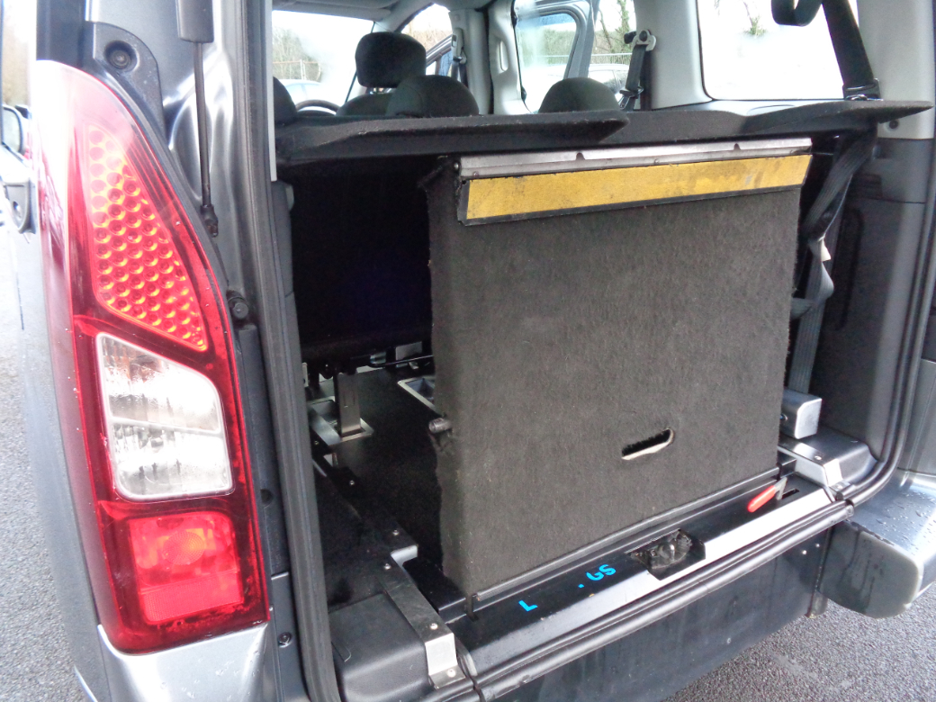 2013 Peugeot Partner