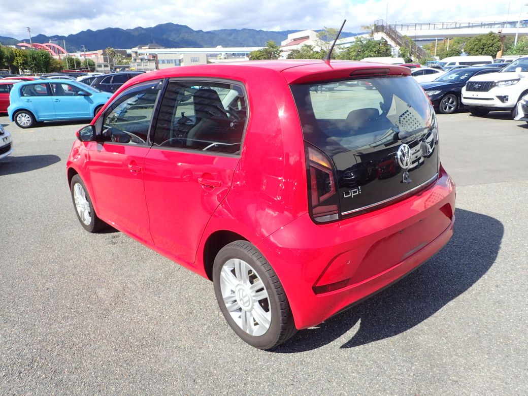 2019 Volkswagen up!