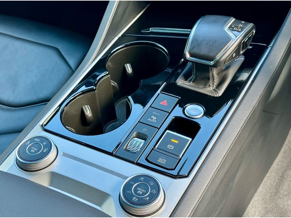 2023 Volkswagen Touareg