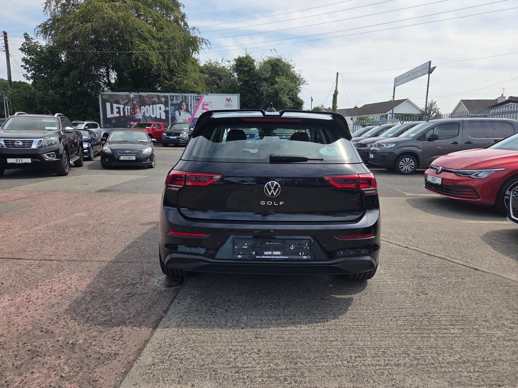 2023 Volkswagen Golf