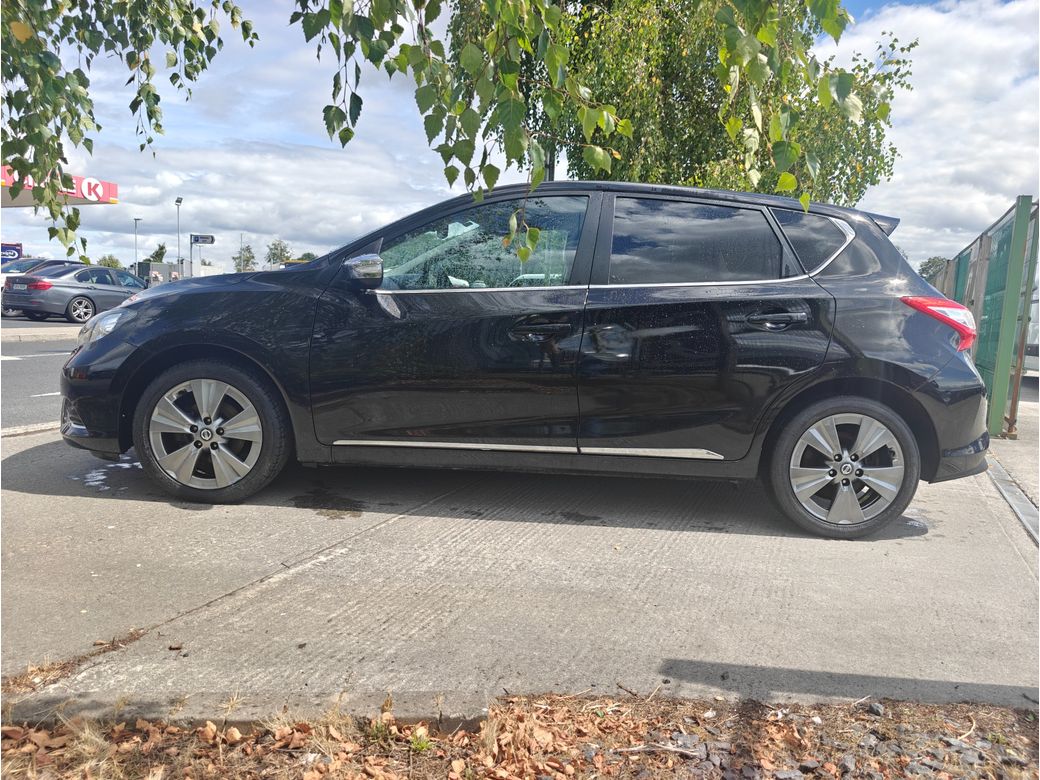 2017 Nissan Pulsar