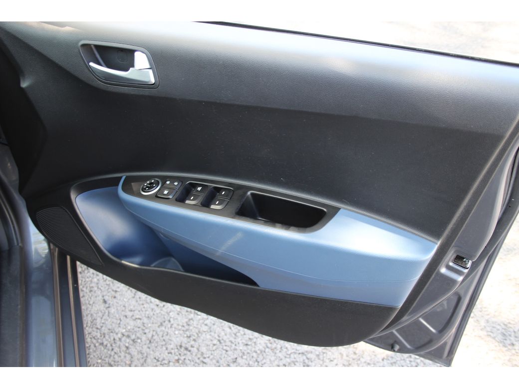 2016 Hyundai i10