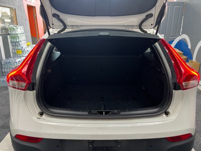 2017 Volvo V40 Cross Country
