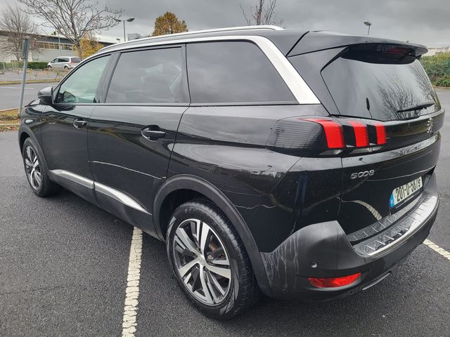 2020 Peugeot 5008