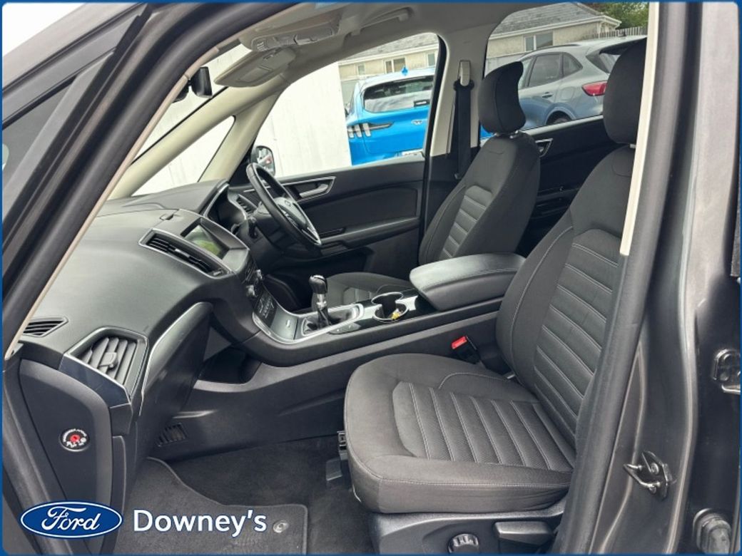2020 Ford Galaxy