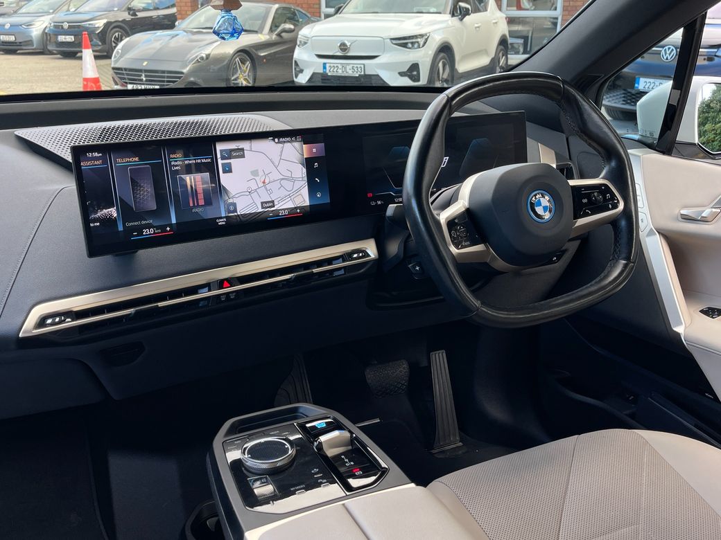 2022 BMW iX