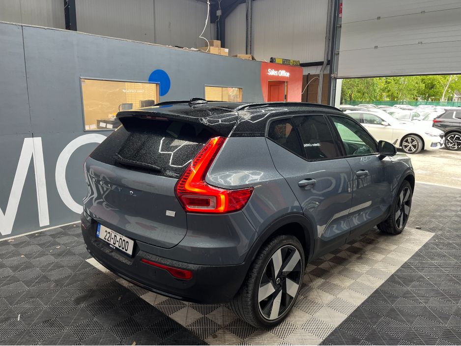 2022 Volvo XC40
