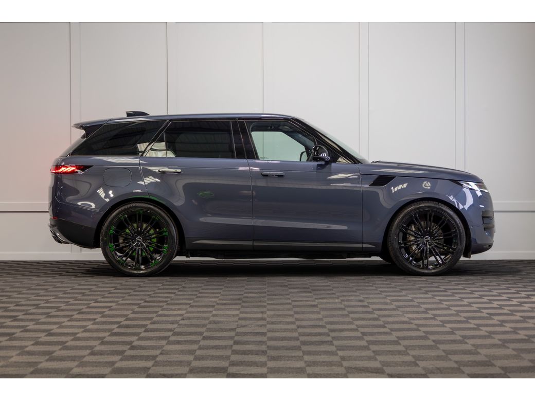 2025 Land Rover Range Rover Sport