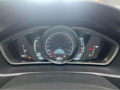 2014 Volvo V40