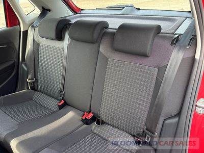 2015 Volkswagen Polo