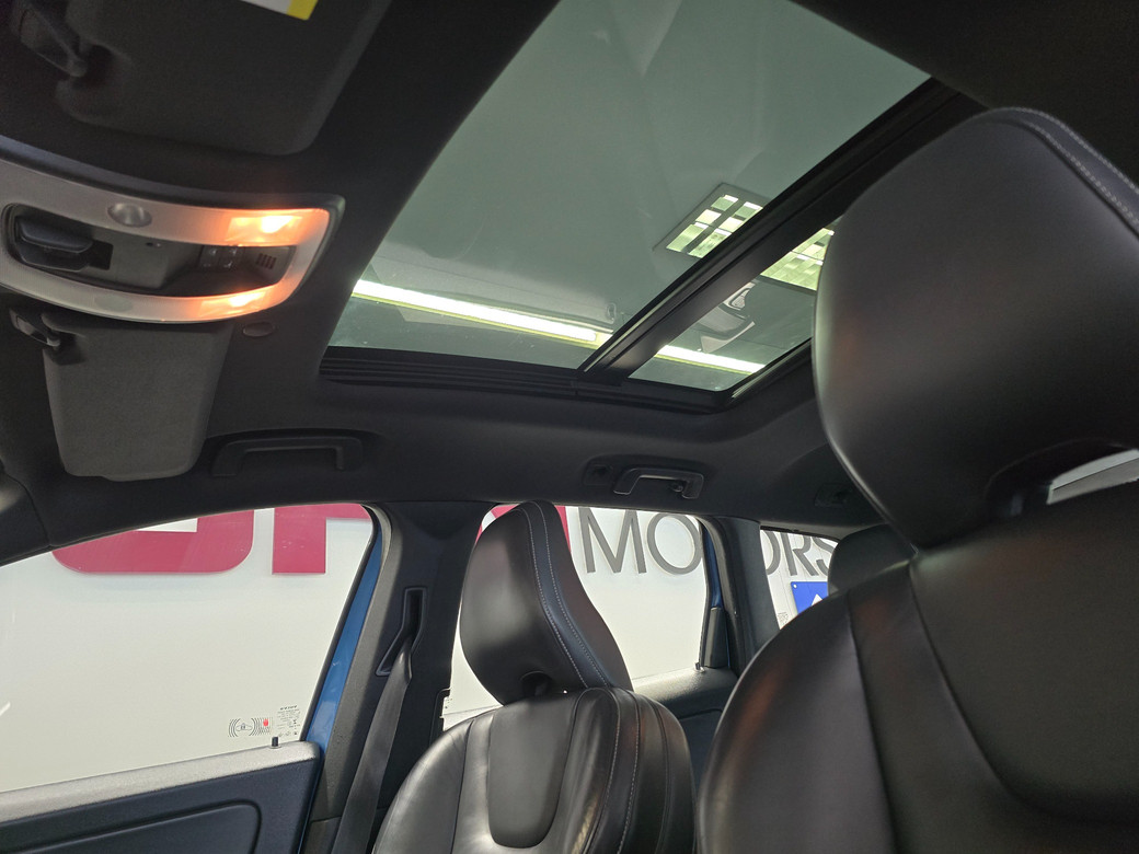 2015 Volvo XC60