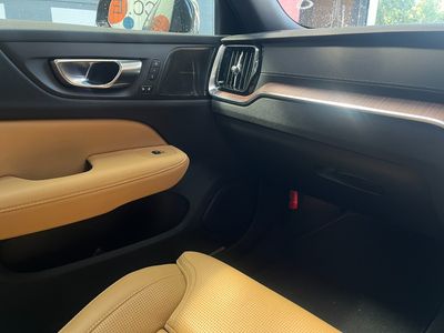 2025 Volvo V60