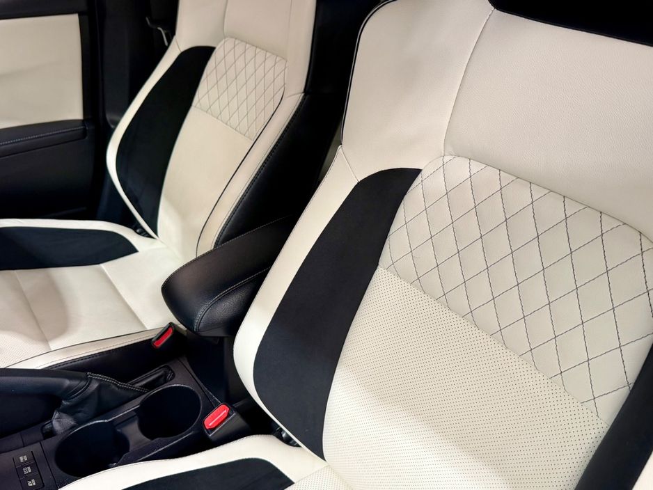 2017 Toyota Auris