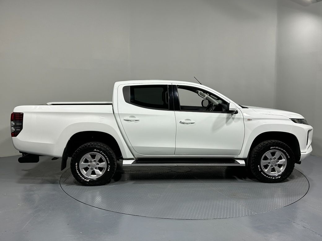 2020 Mitsubishi L200