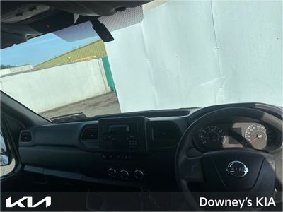 2021 Nissan NV400