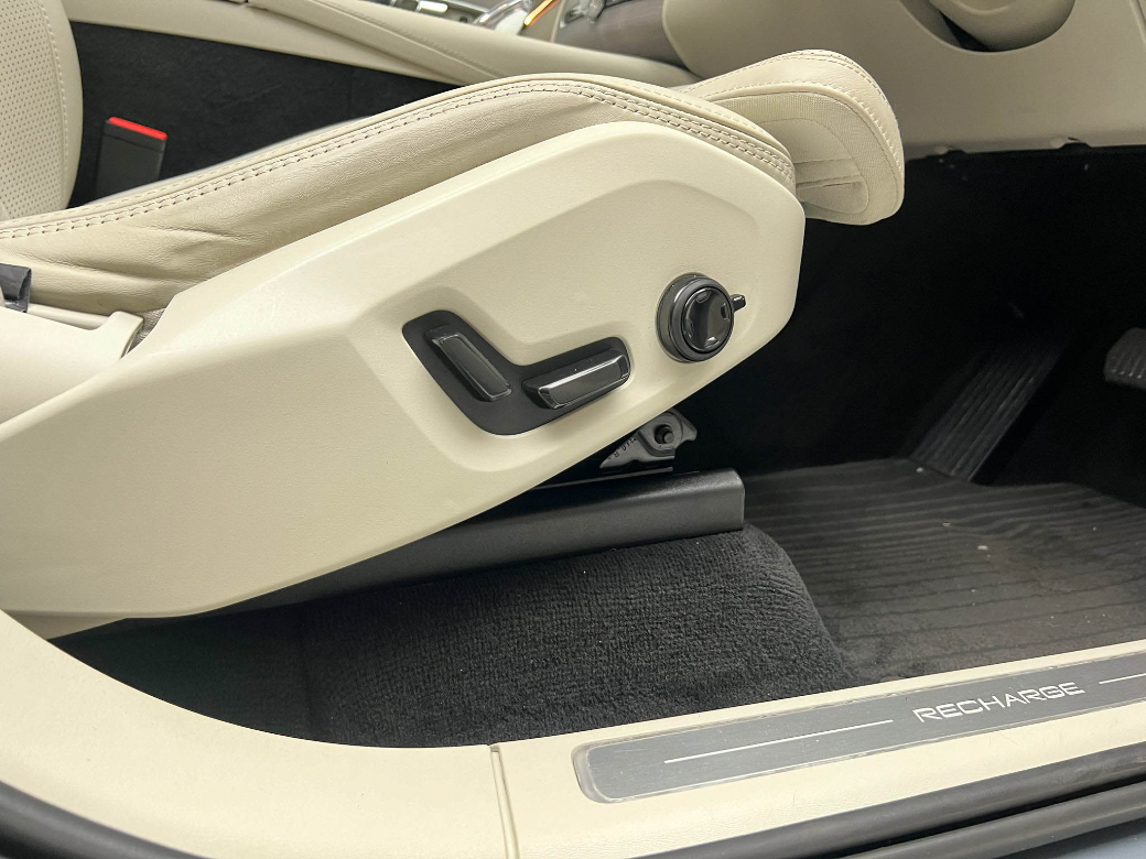 2022 Volvo XC90