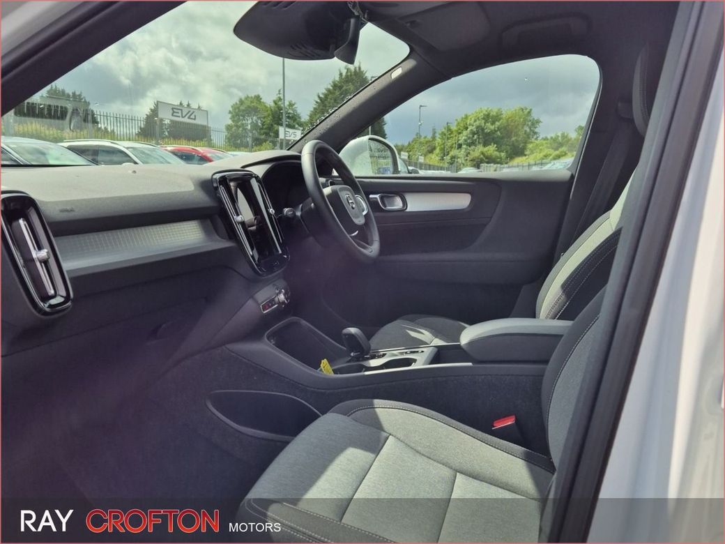 2021 Volvo XC40