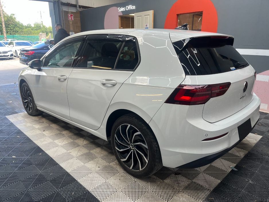 2023 Volkswagen Golf