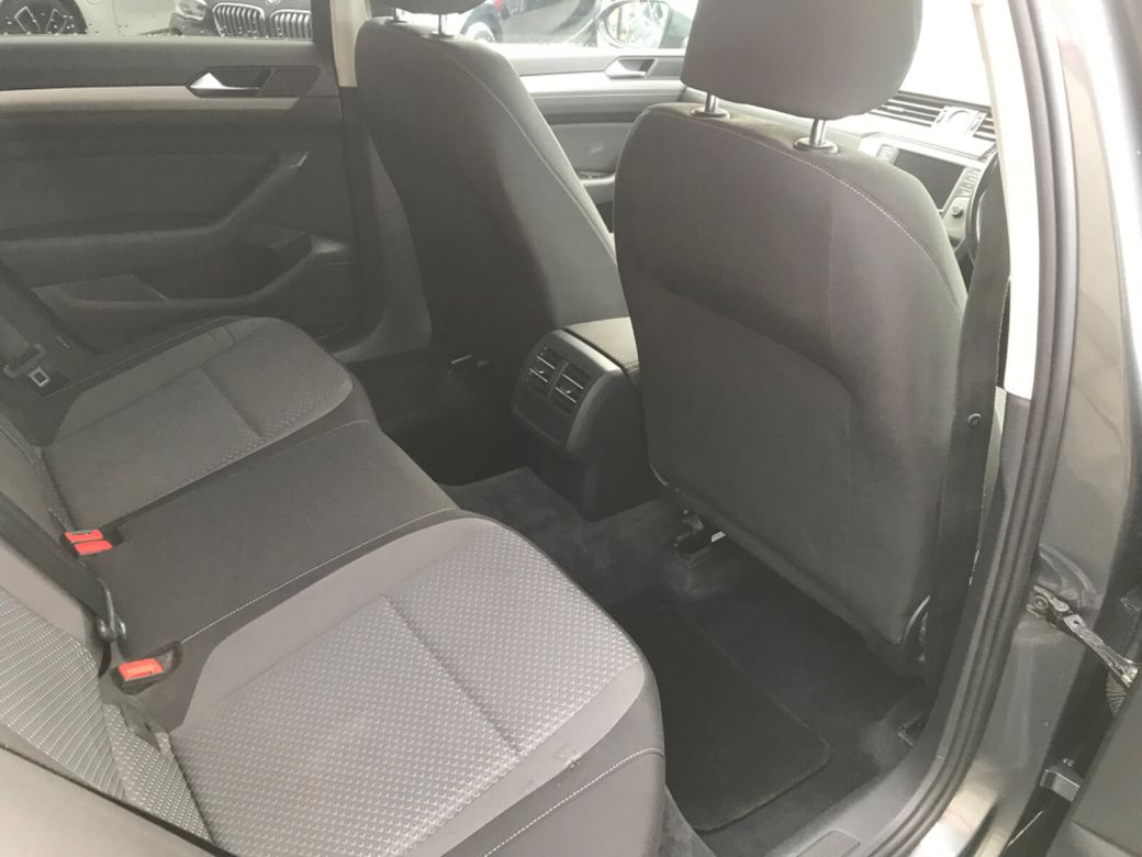 2015 Volkswagen Passat