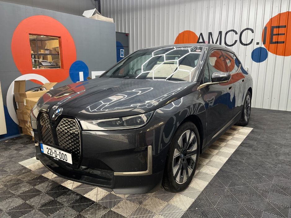 2022 BMW iX