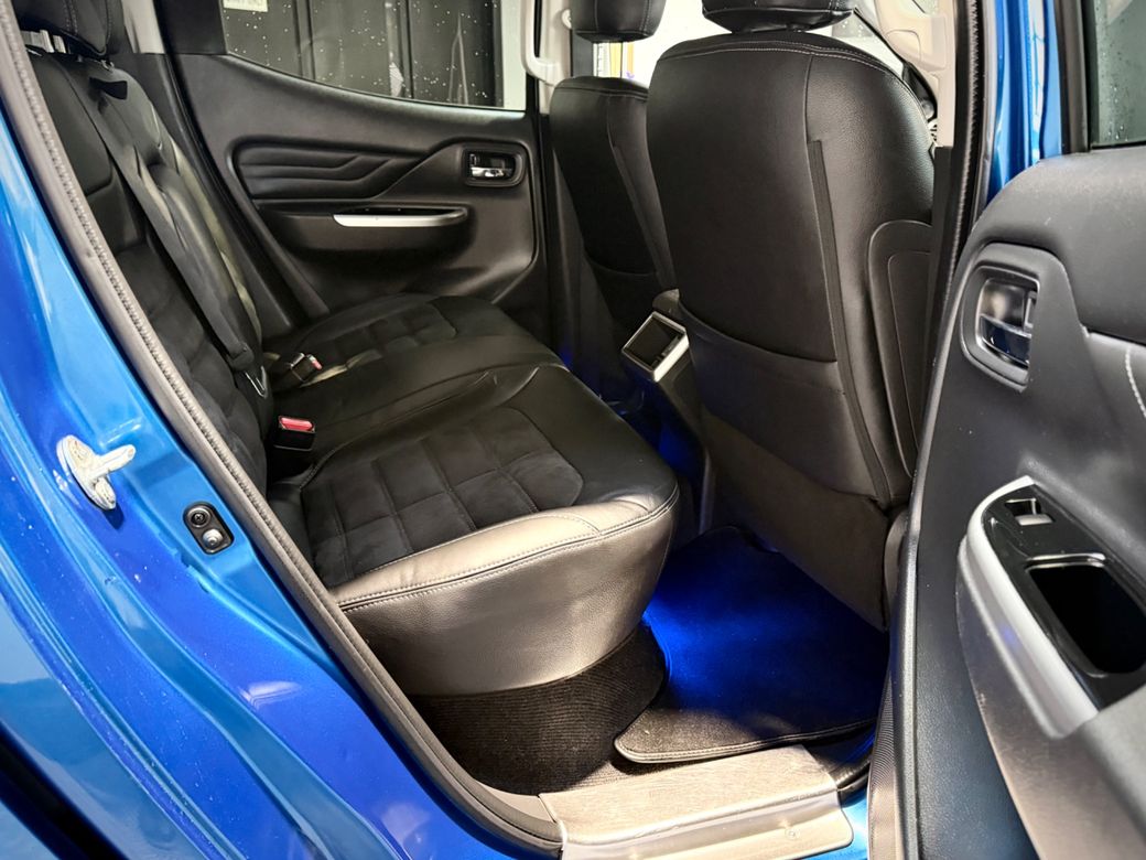2021 Mitsubishi L200