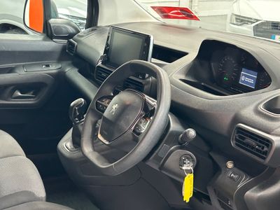 2020 Peugeot Partner