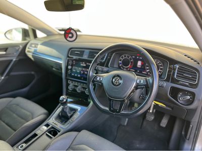 2018 Volkswagen Golf