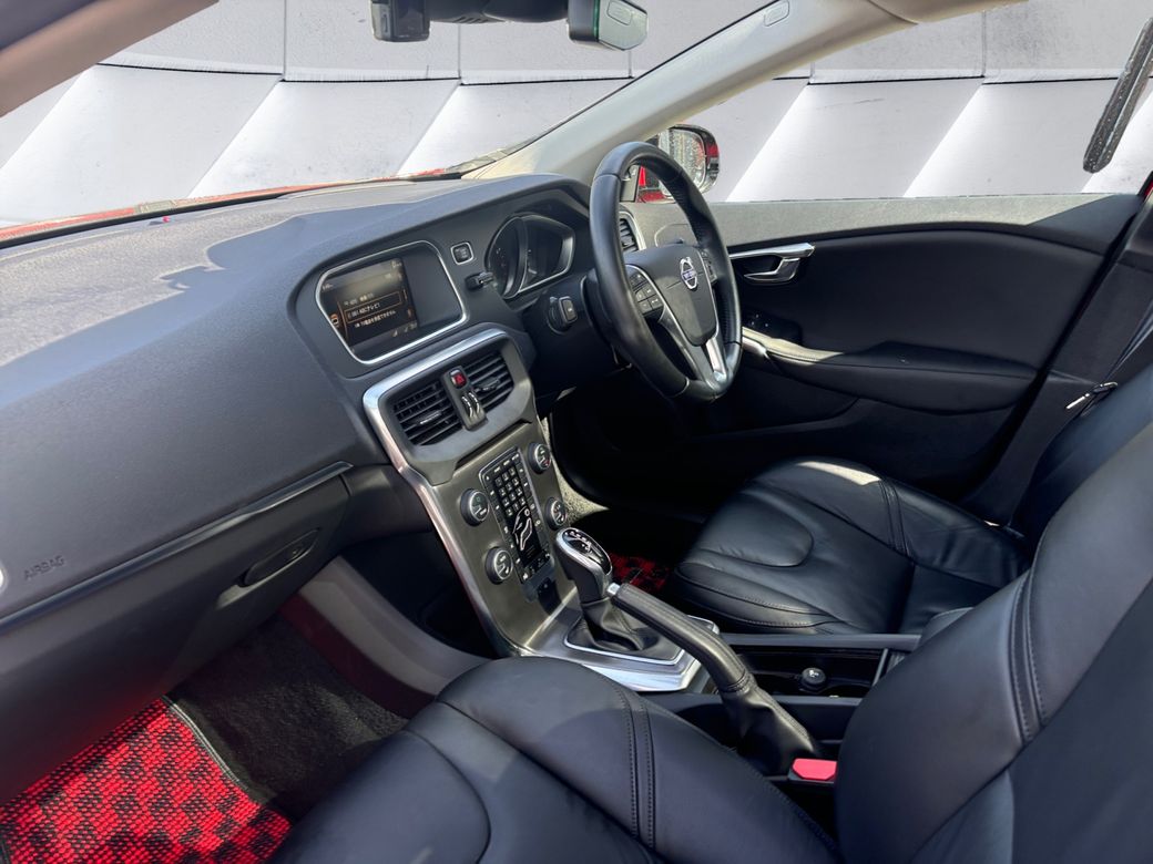 2014 Volvo V40