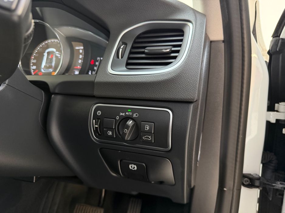 2018 Volvo V60