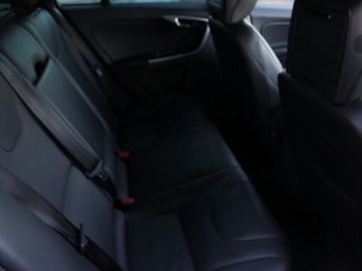 2016 Volvo V60 Cross Country