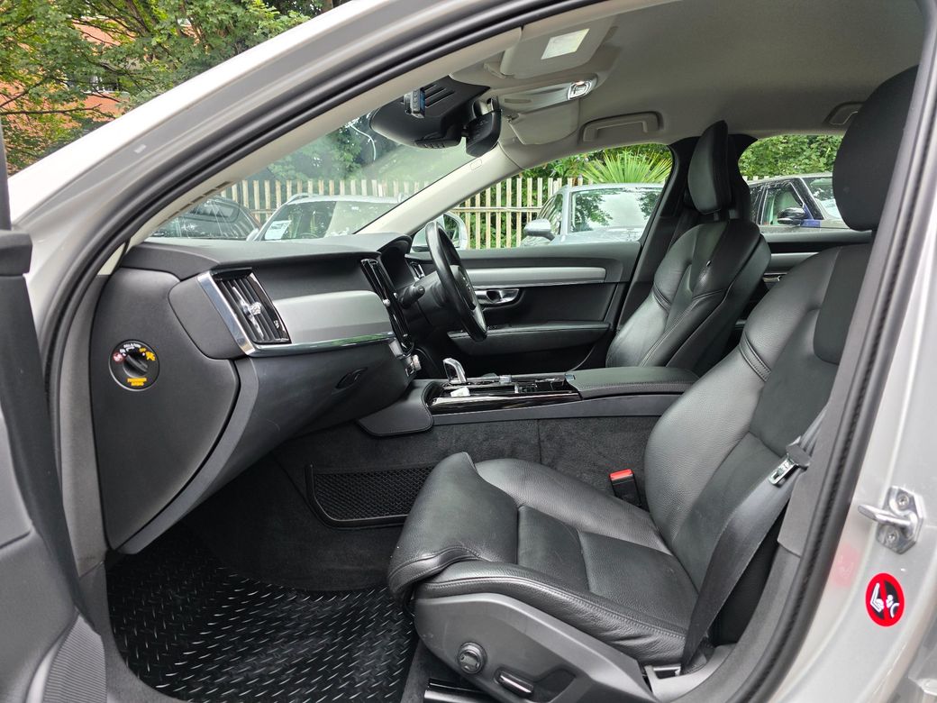 2018 Volvo S90