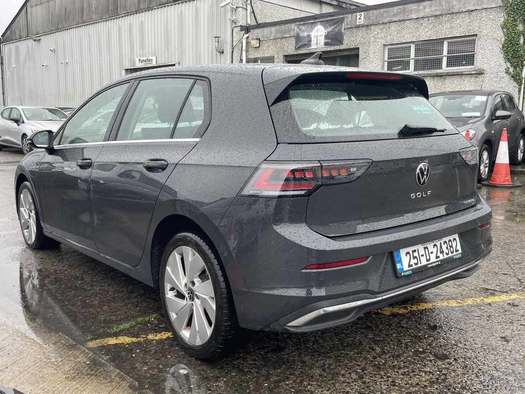 2025 Volkswagen Golf
