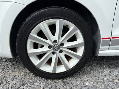 2016 Volkswagen Polo