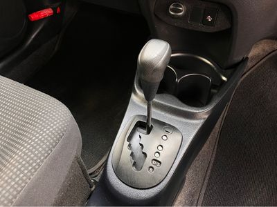 2016 Toyota Vitz