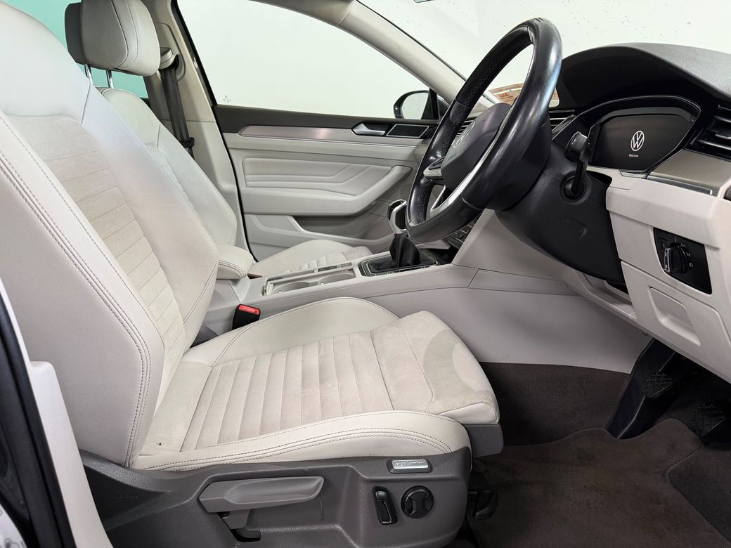 2022 Volkswagen Passat