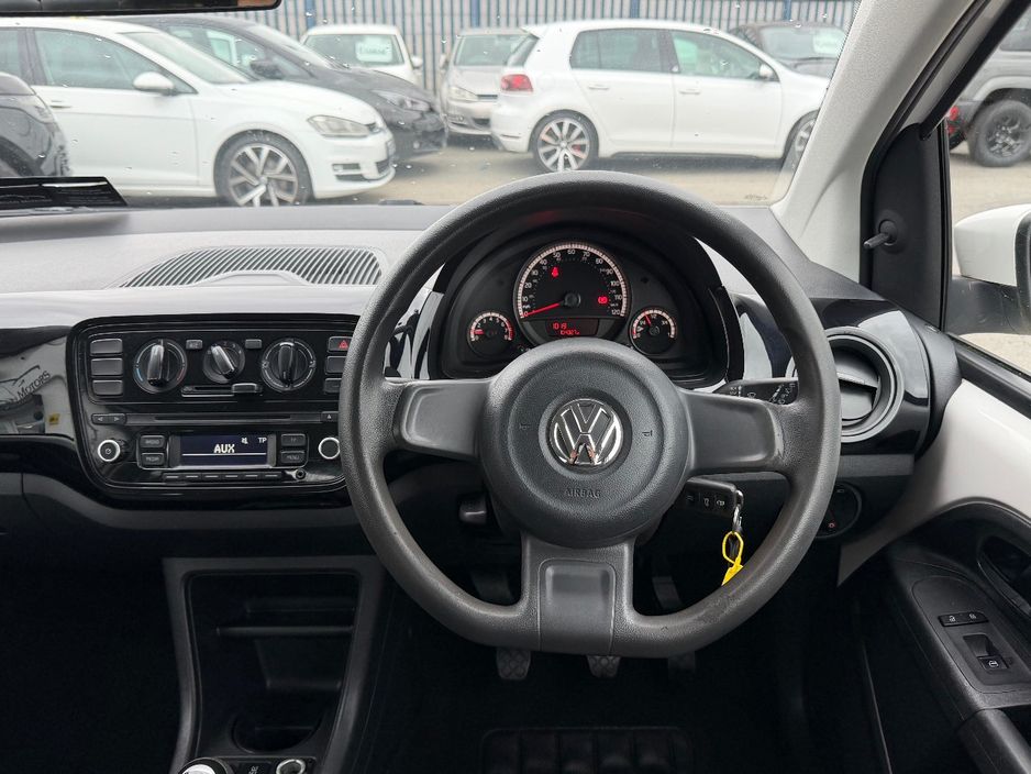 2015 Volkswagen up!