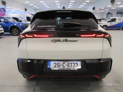 2025 Alfa Romeo Junior