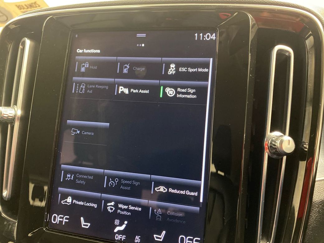 2022 Volvo XC40