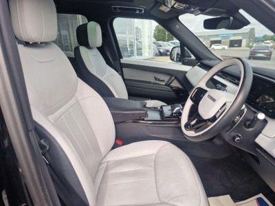 2024 Land Rover Range Rover Sport