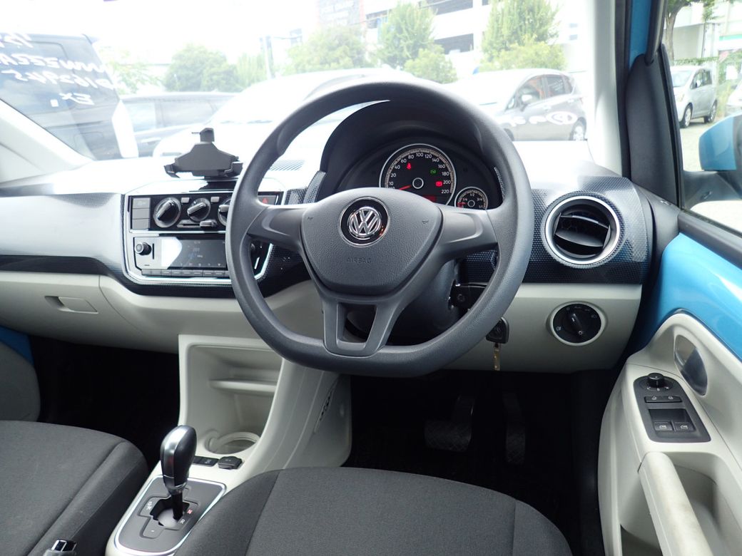 2019 Volkswagen up!
