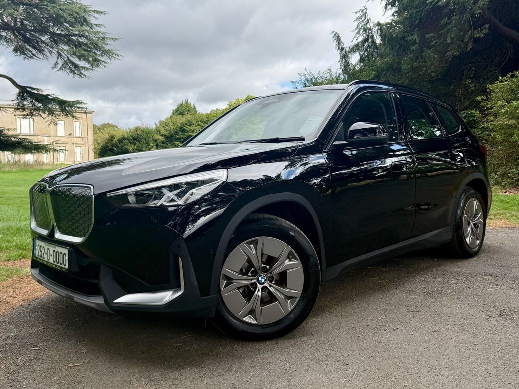2025 BMW iX1