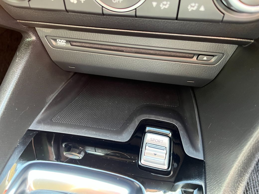 2018 Mazda Axela