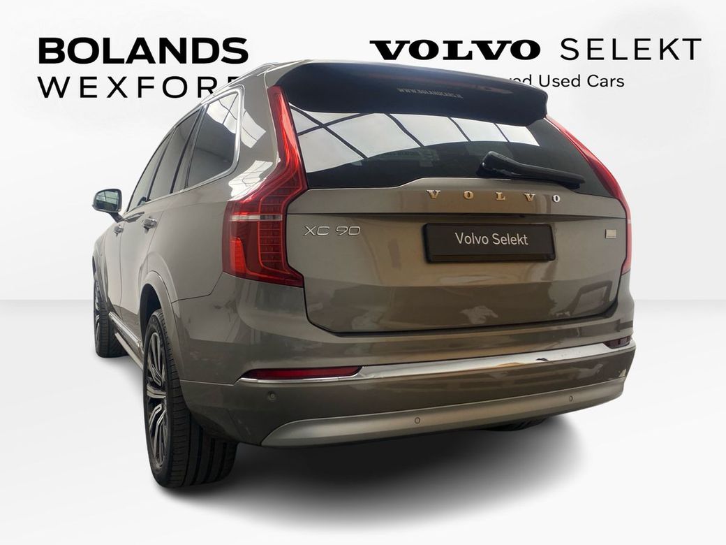 2022 Volvo XC90