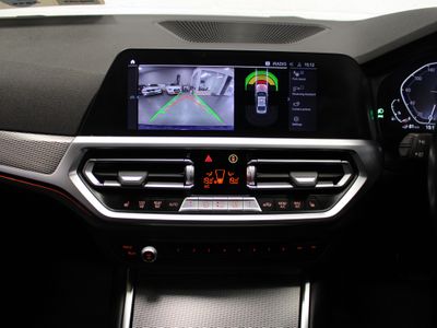 2021 BMW 330