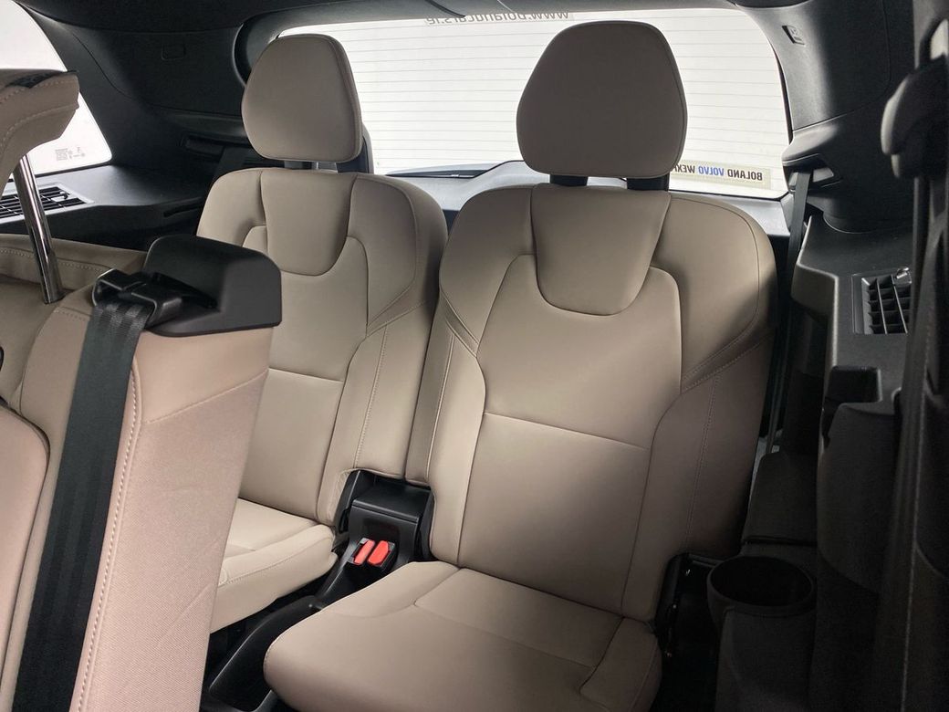 2025 Volvo XC90
